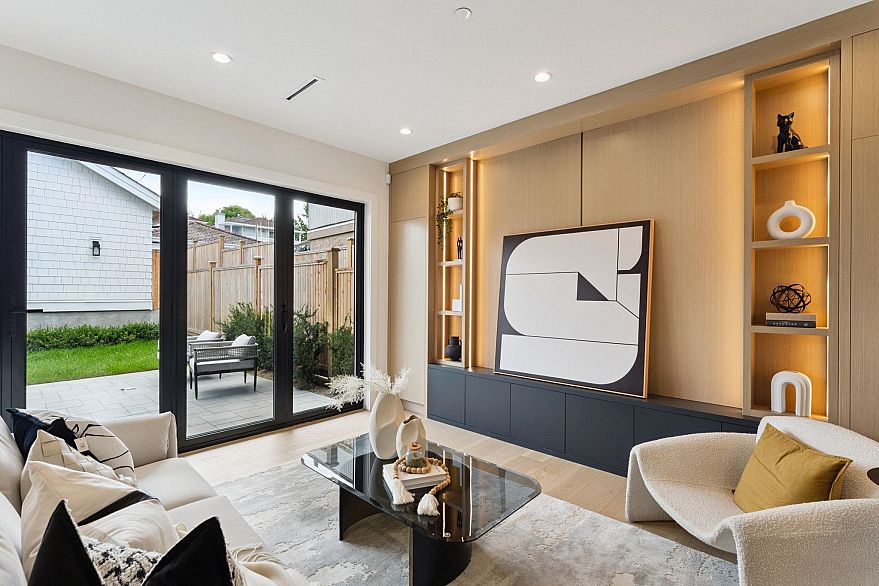 4868 Dumfries Street