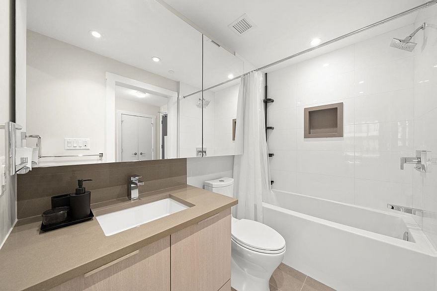 411 8508 Rivergrass Drive