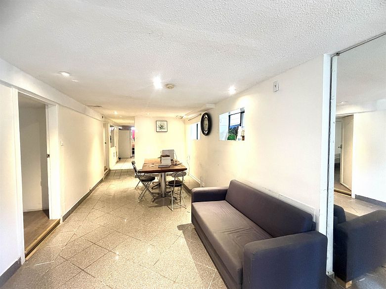 3838 Inverness Street