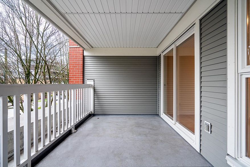 203 1858 W 5th Avenue