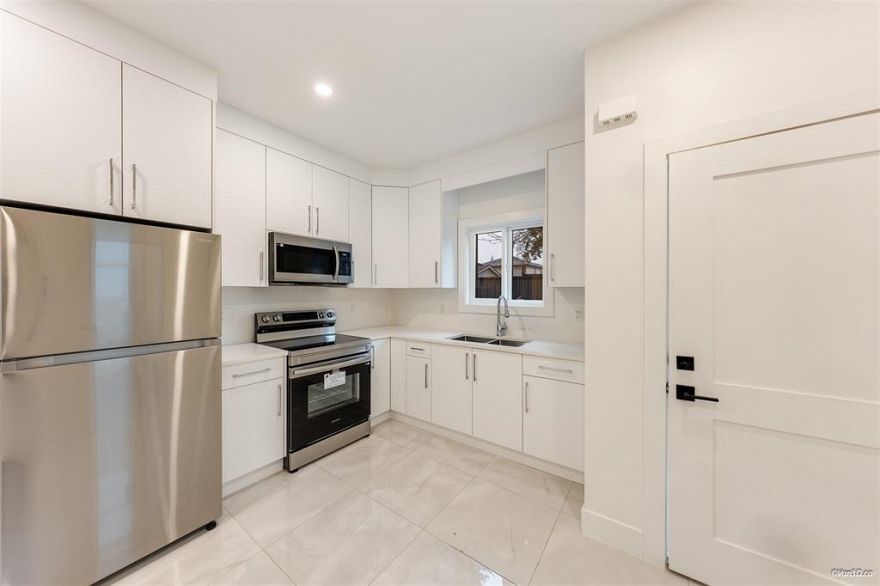 102 9727 129a Avenue