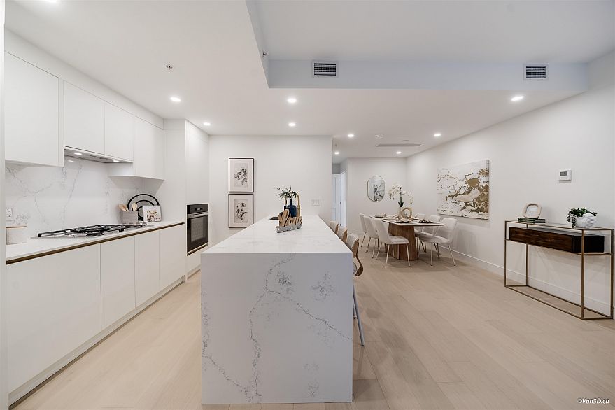 110 918 W 32rd Avenue