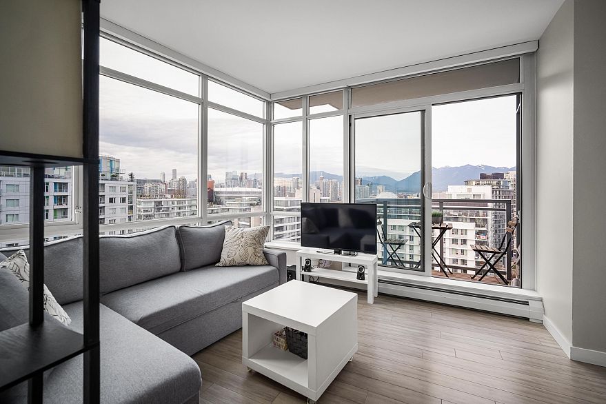 1702 1775 Quebec Street