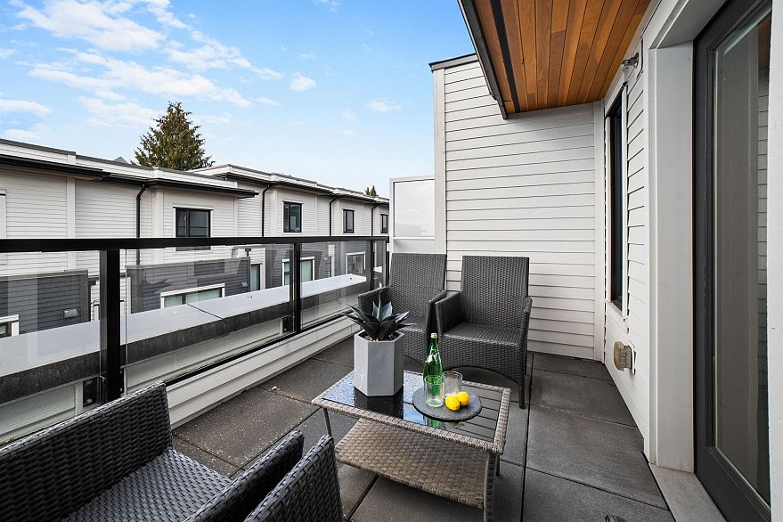 7458 Granville Street