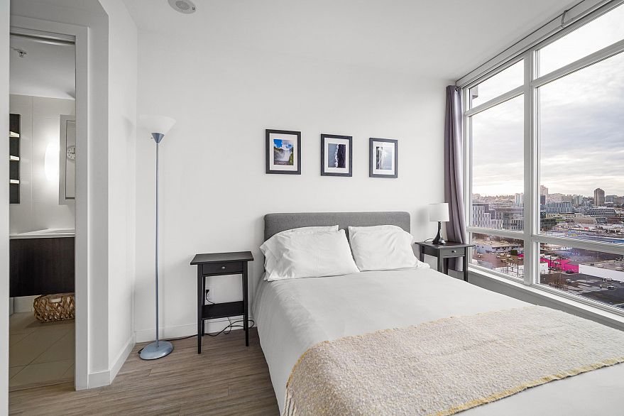 1702 1775 Quebec Street