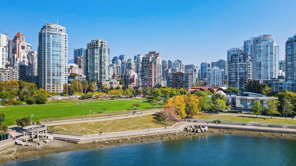 19A 199 Drake Street