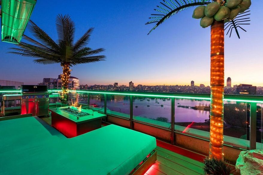 19A 199 Drake Street