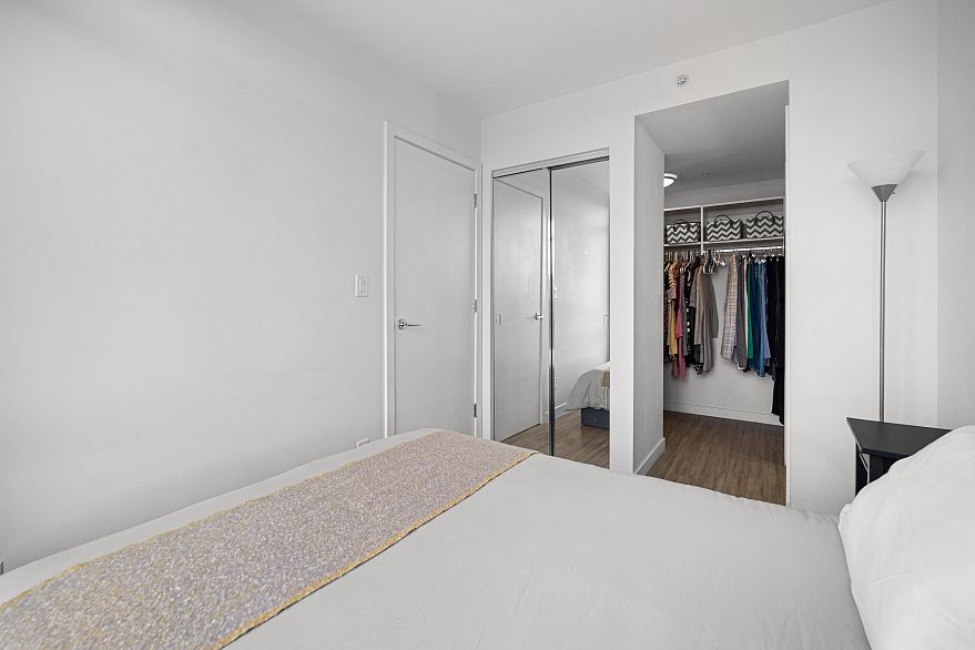 1702 1775 Quebec Street