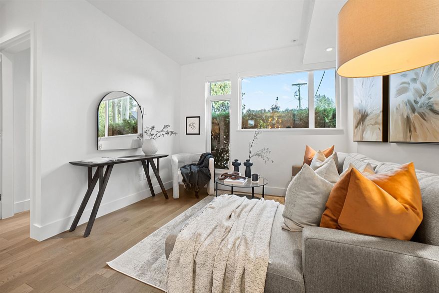 7458 Granville Street