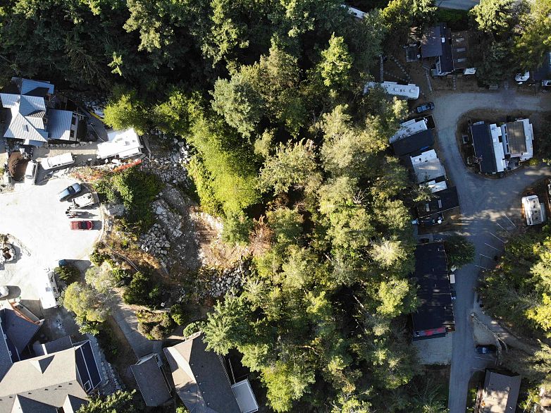 6 4622 Sinclair Bay Road