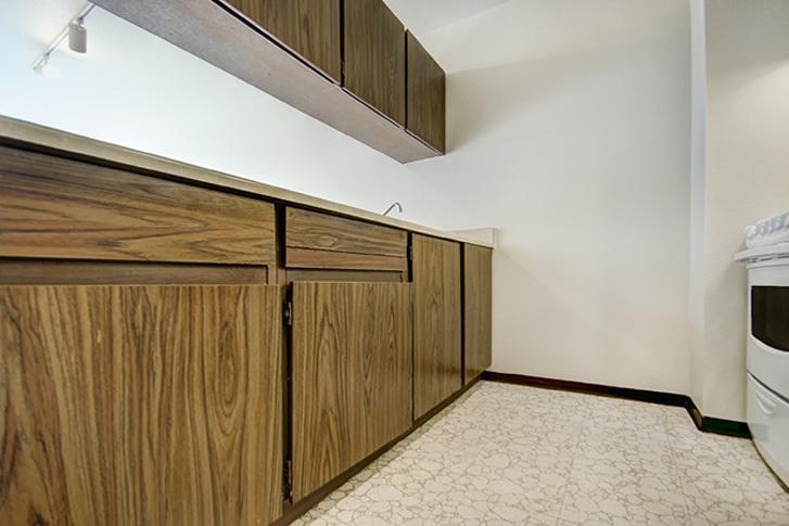 517 1330 BURRARD STREET, Vancouver BC V6Z 2B8