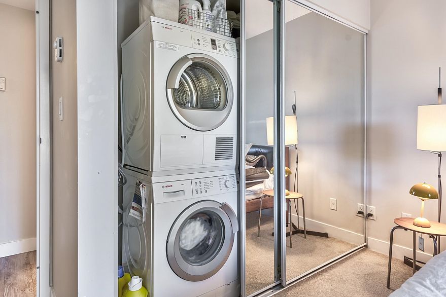 502 1323 Homer Street