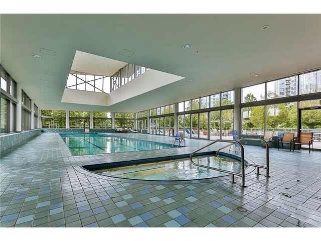 1901 1008 Cambie Street