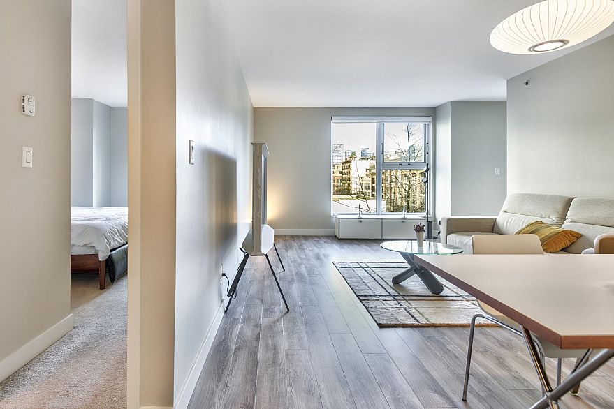 502 1323 Homer Street