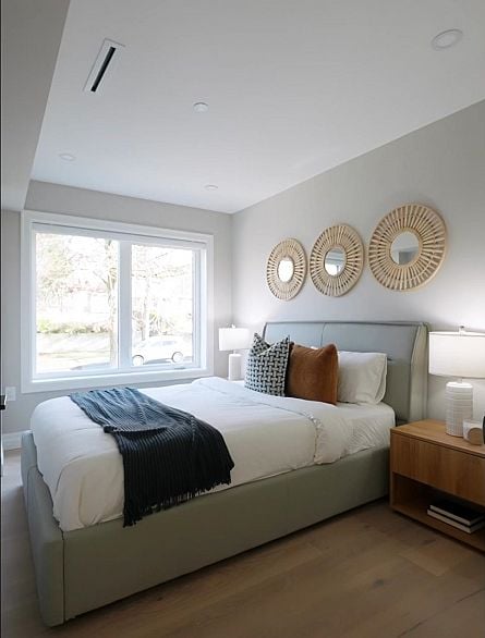 1 6061 Sherbrooke Street