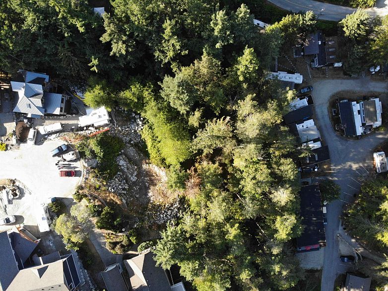 6 4622 Sinclair Bay Road