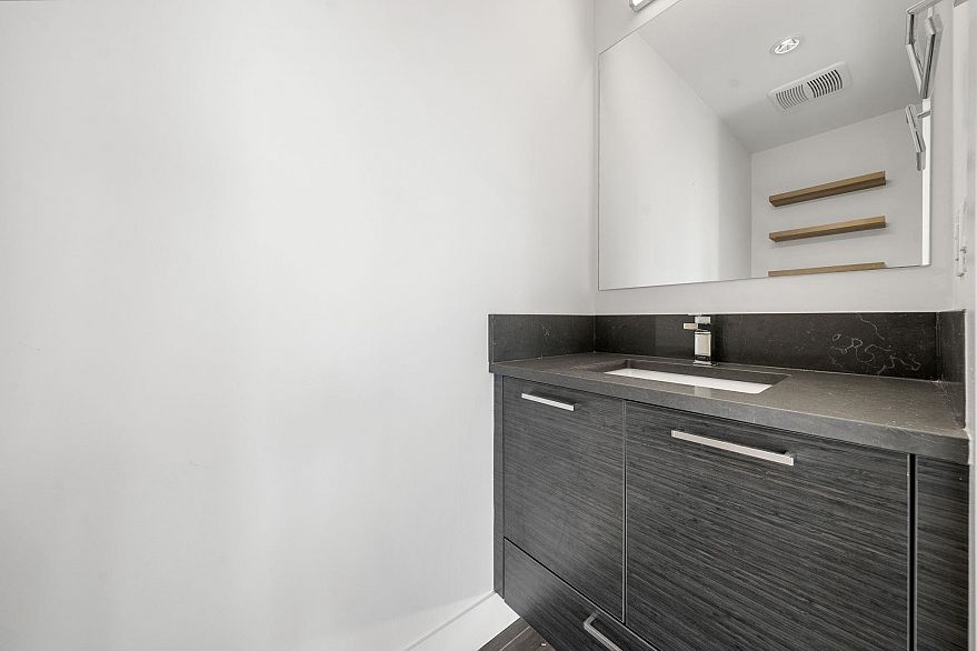 609 3451 Sawmill Crescent