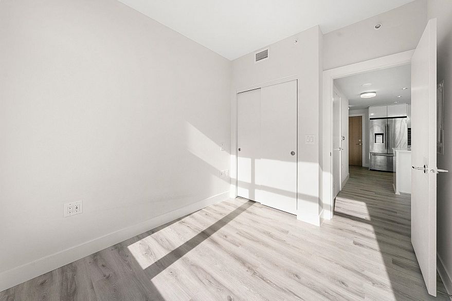 609 3451 Sawmill Crescent