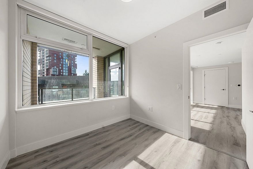 609 3451 Sawmill Crescent