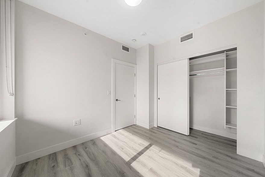 609 3451 Sawmill Crescent