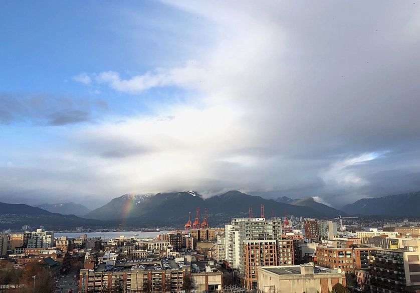 1702 125 Milross Avenue