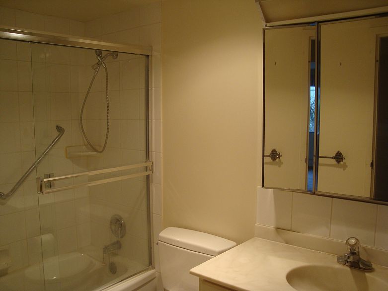 216 3150 Prince Edward Street