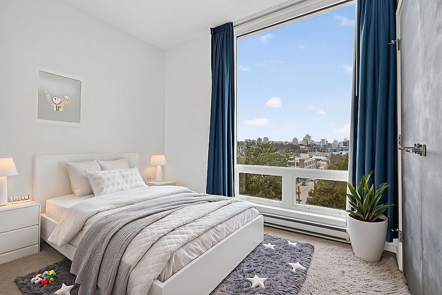 512 133 E 8th Avenue