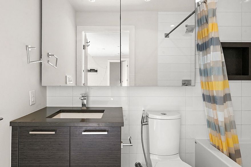 609 3451 Sawmill Crescent