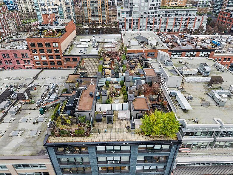 301 1155 Mainland Street