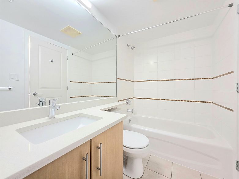 602 3660 Vanness Avenue