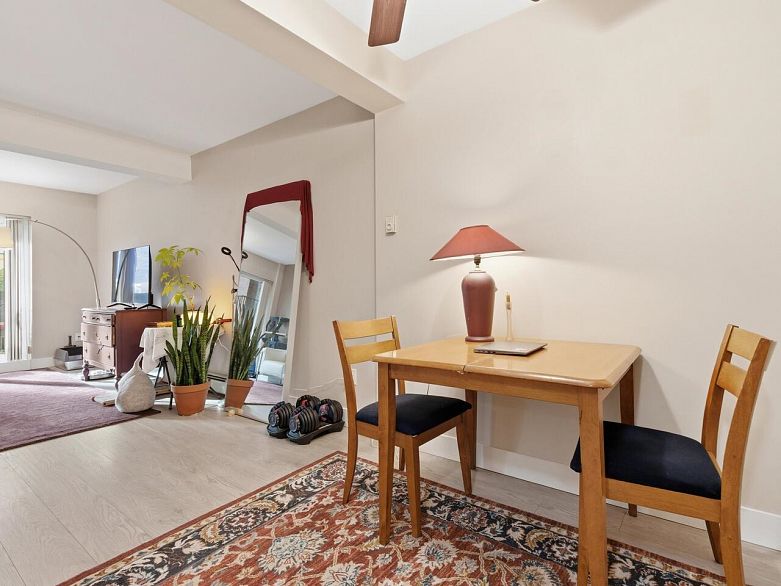 102 1655 Nelson Street