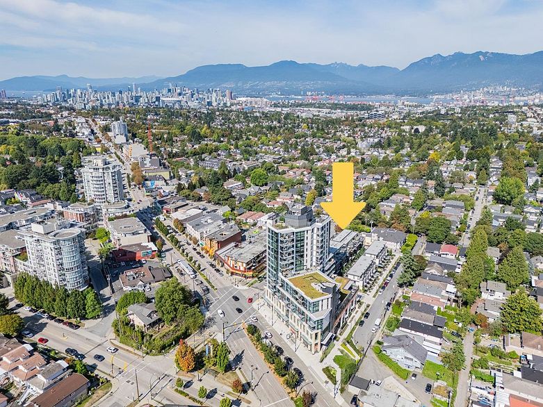 3956 Dumfries Street