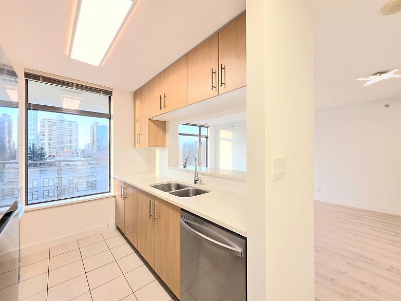 602 3660 Vanness Avenue