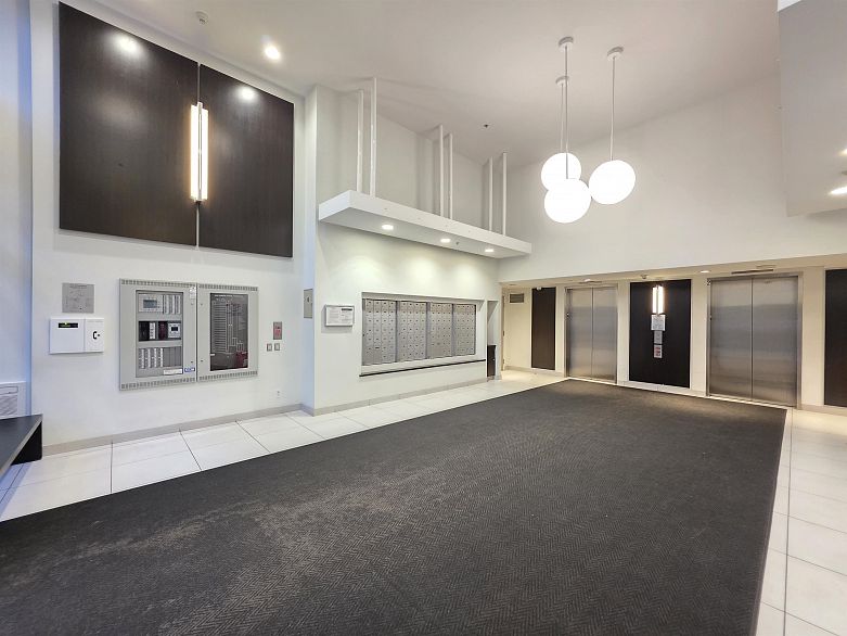 602 3660 Vanness Avenue