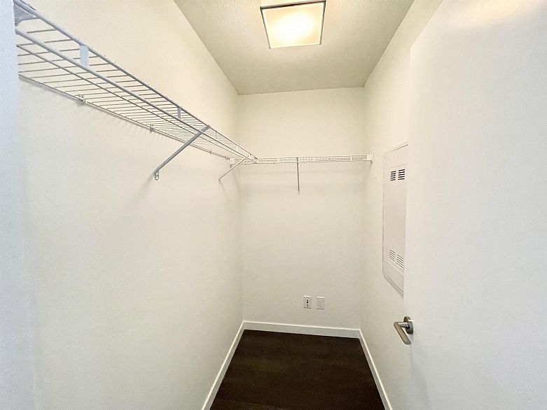 818 5665 Boundary Road