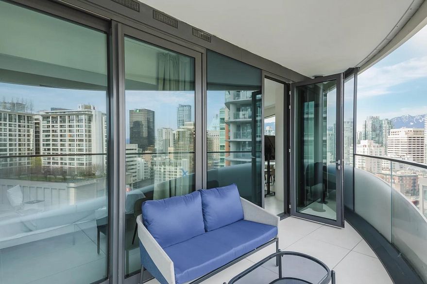 1308 1033 Nelson Street