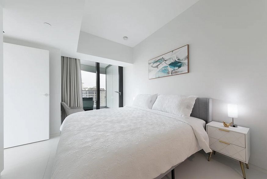 1308 1033 Nelson Street