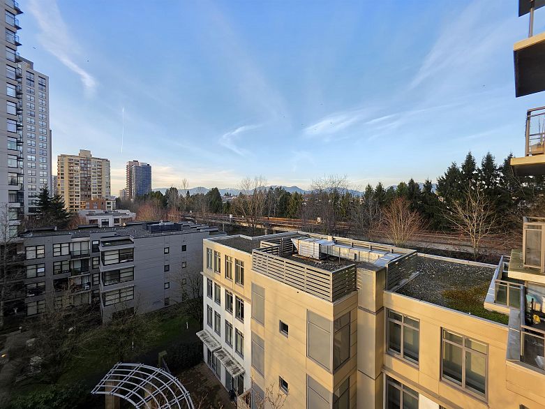 602 3660 Vanness Avenue