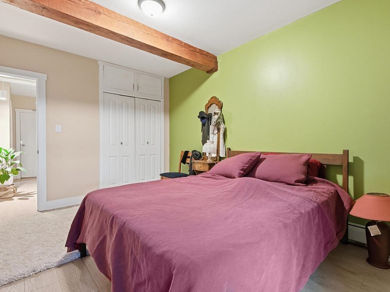 102 1655 Nelson Street