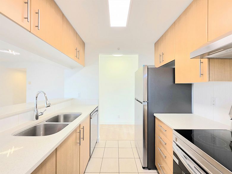 602 3660 Vanness Avenue