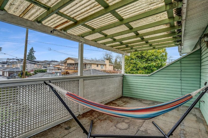 3555 Trafalgar Street