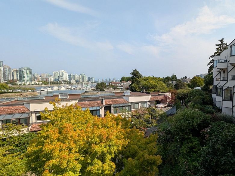 21 1201 Lamey's Mill Road