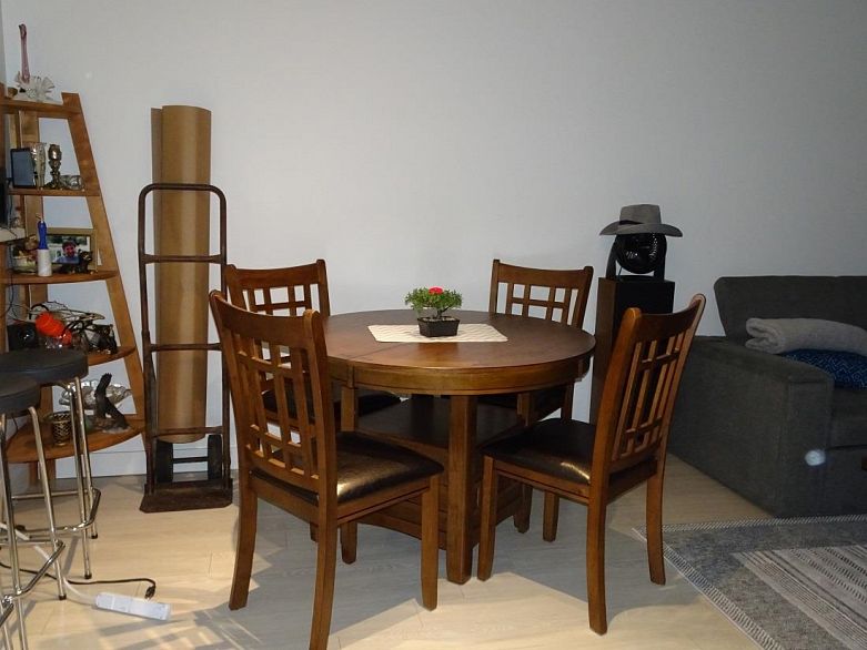 206 3660 Vanness Avenue