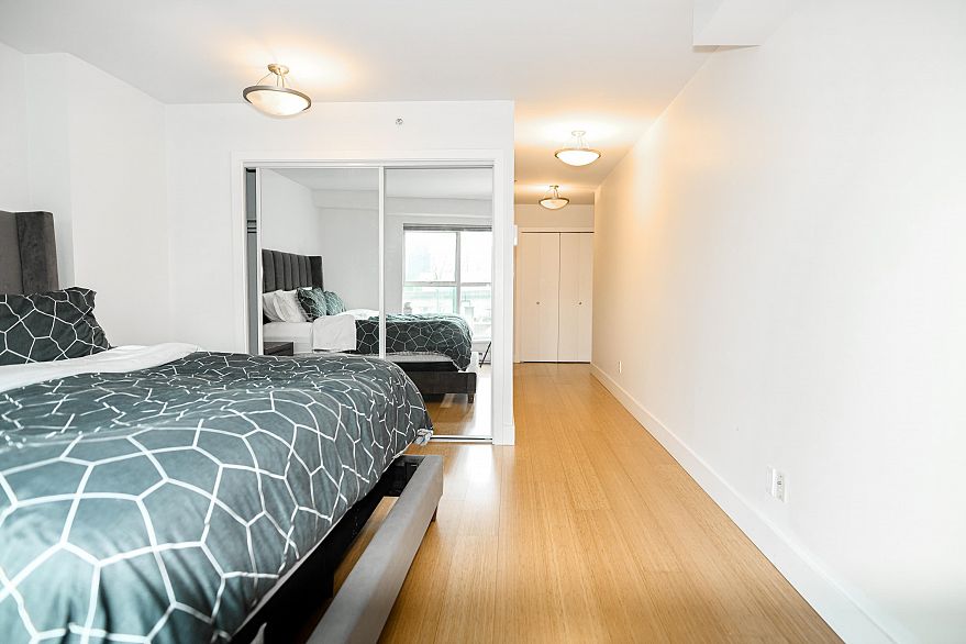 202 1188 Quebec Street