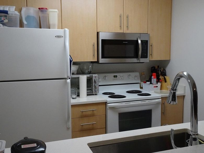 206 3660 Vanness Avenue