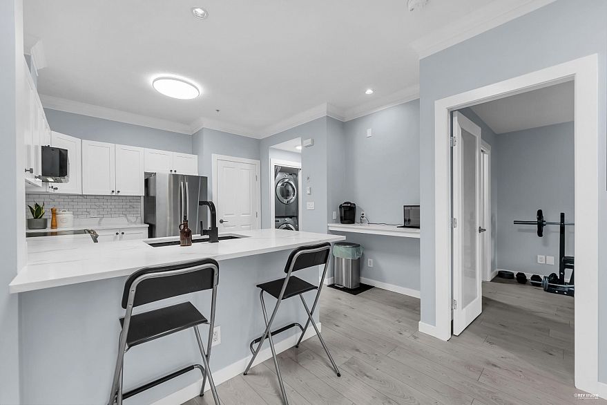 122 18 Jack Mahony Place