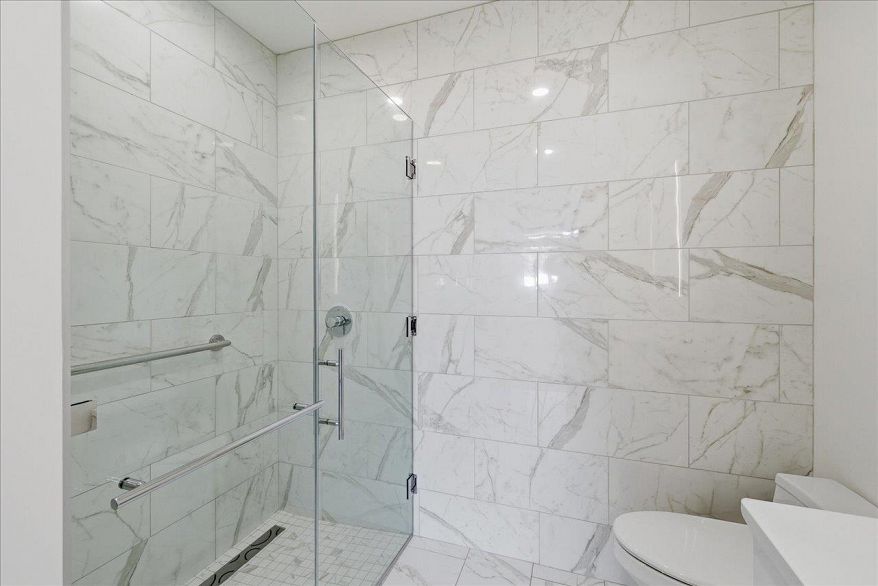 104 438 W King Edward Avenue