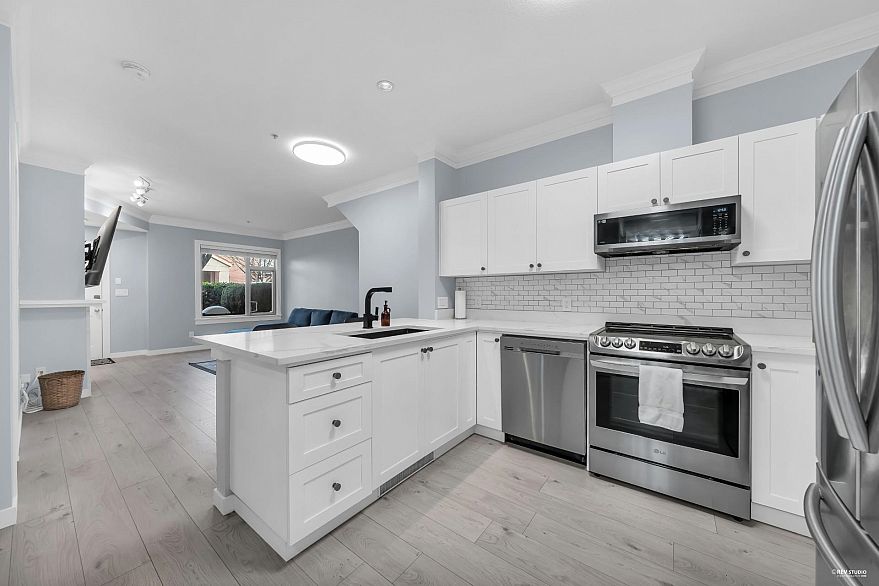 122 18 Jack Mahony Place