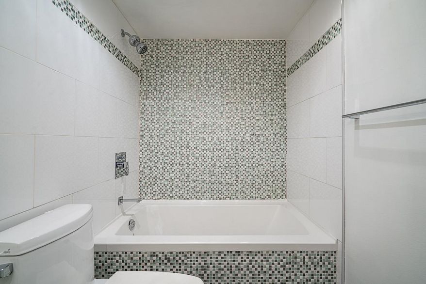 103 808 E 8th Avenue