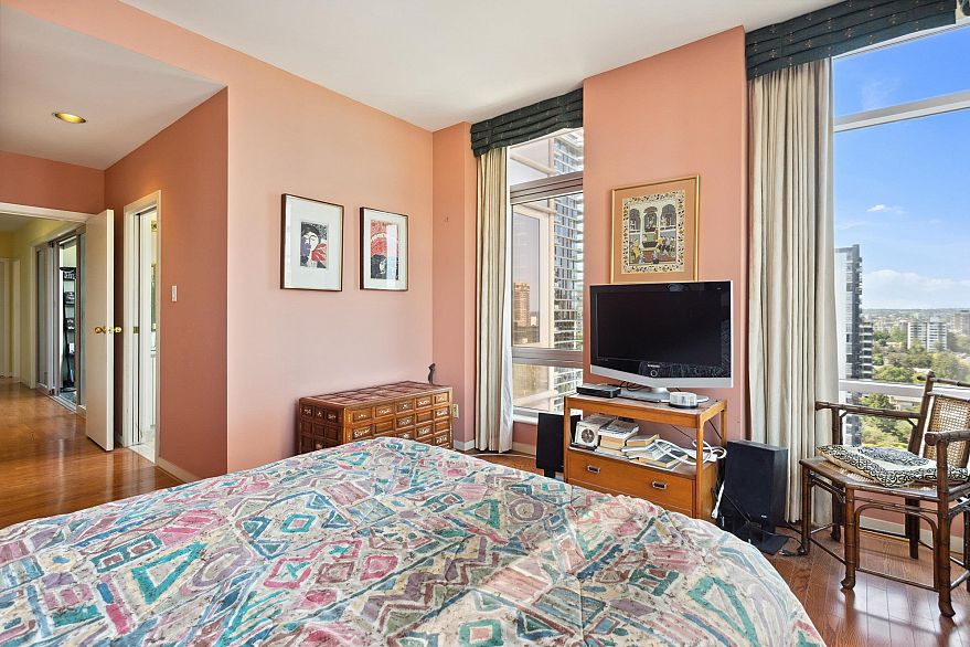 13C 1500 Alberni Street